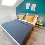 Hotel apartamentowy Wagnerstays 2bd Center Praga